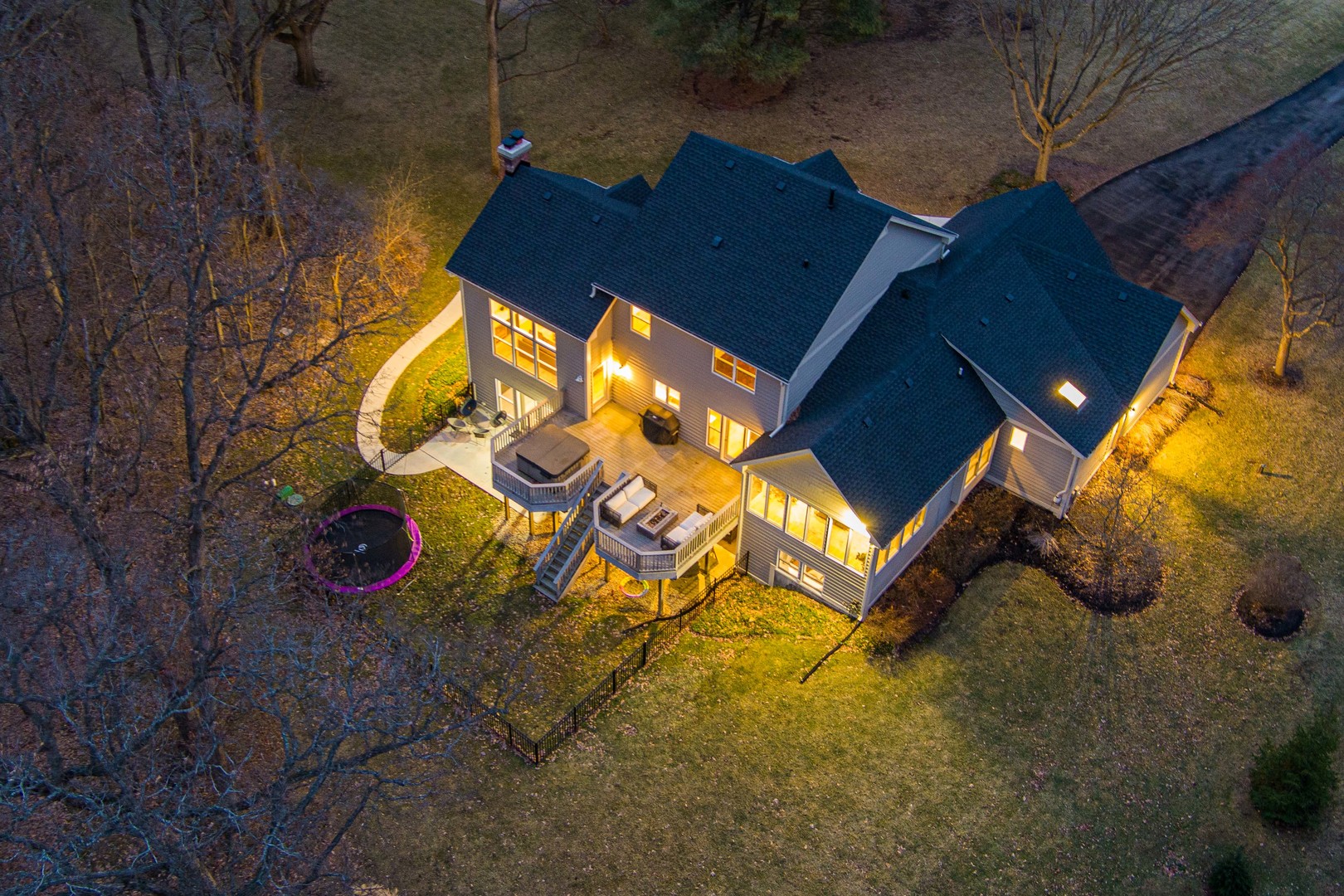 41W716 Hunters Hill Drive, St. Charles, IL 60175