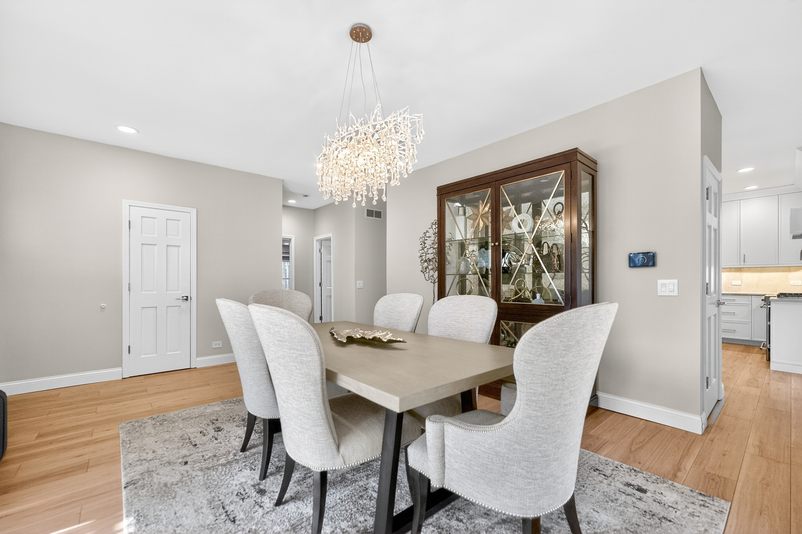 41W716 Hunters Hill Drive, St. Charles, IL 60175