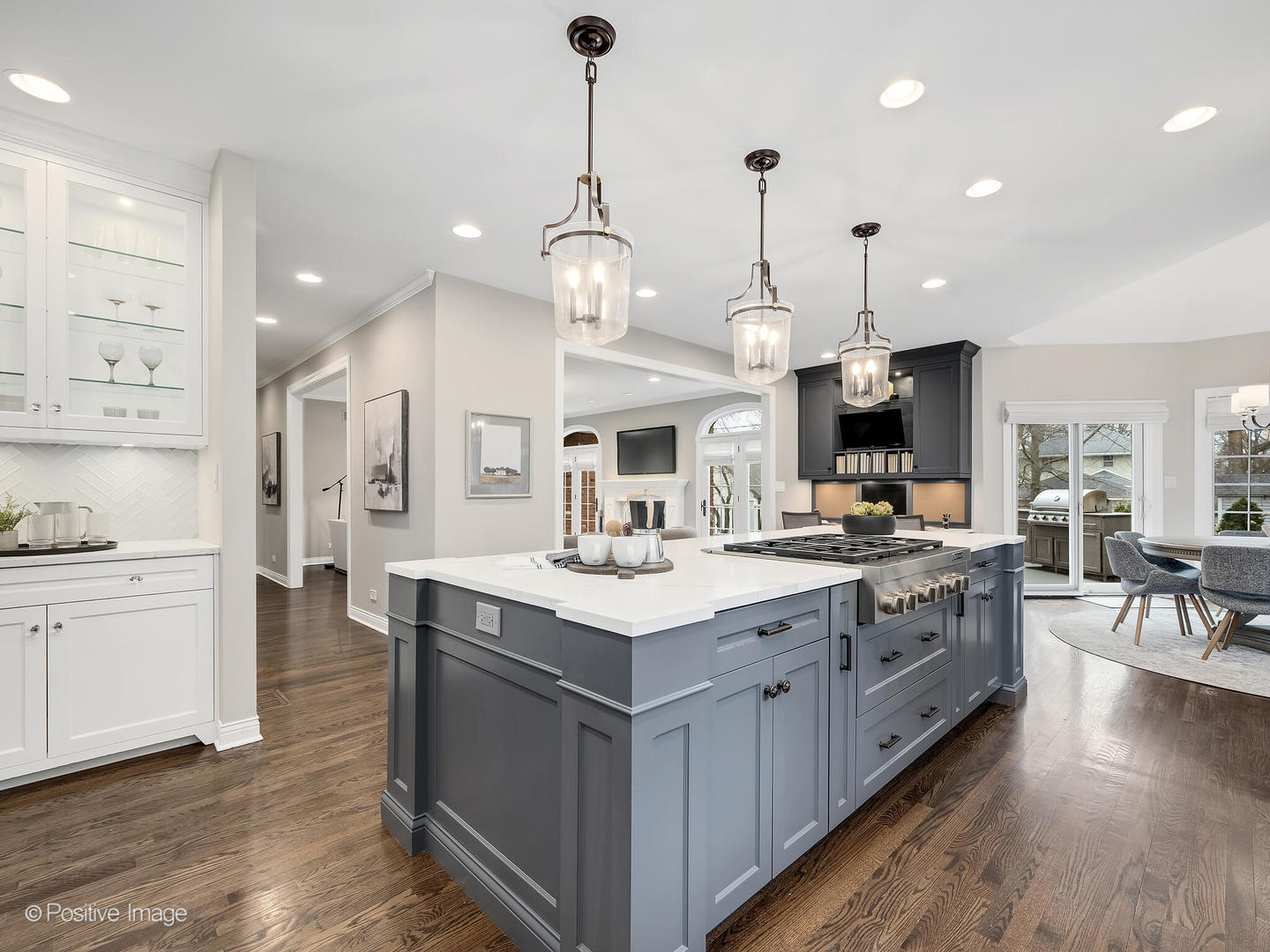 4636 Lawn Avenue, Western Springs, IL 60558