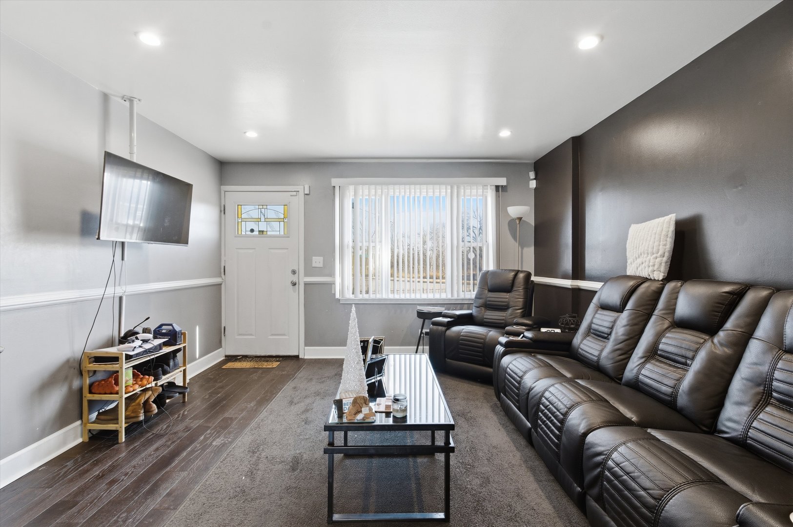 9904 S State Street #B, Chicago, IL 60628