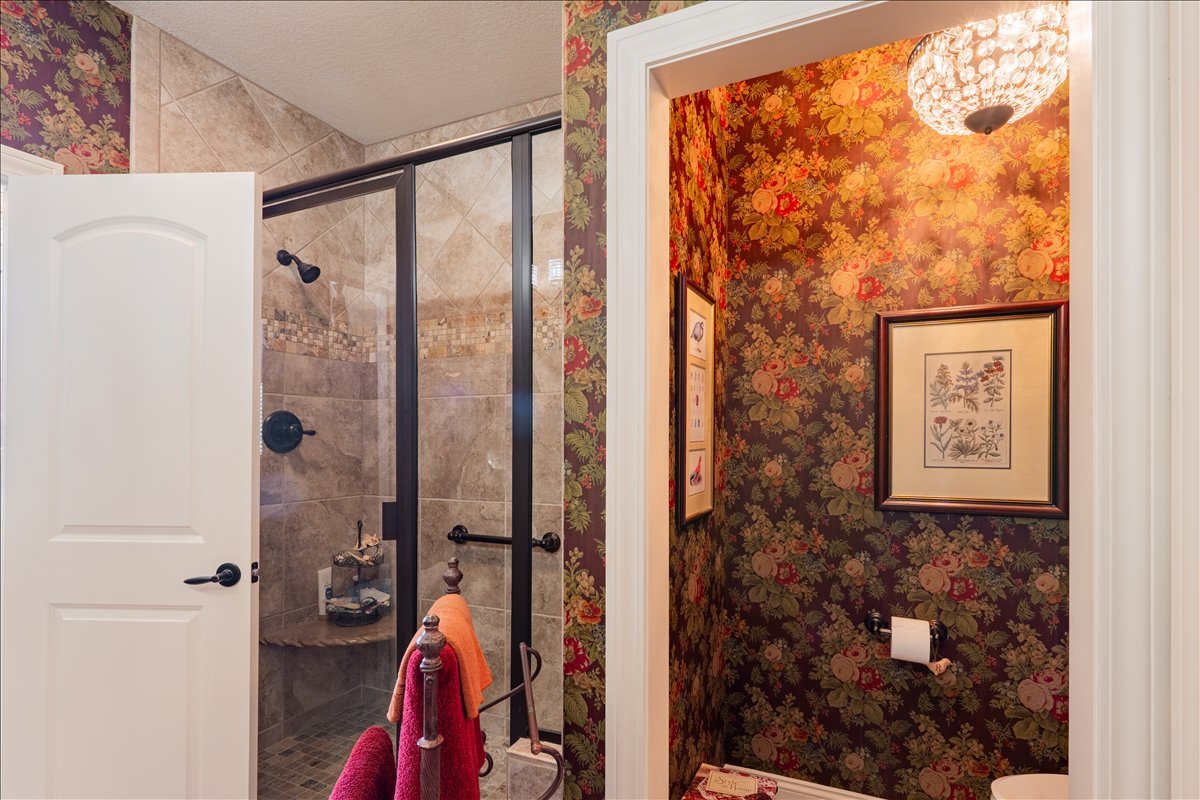 28 Prairie Vista Court, Bloomington, IL 61704