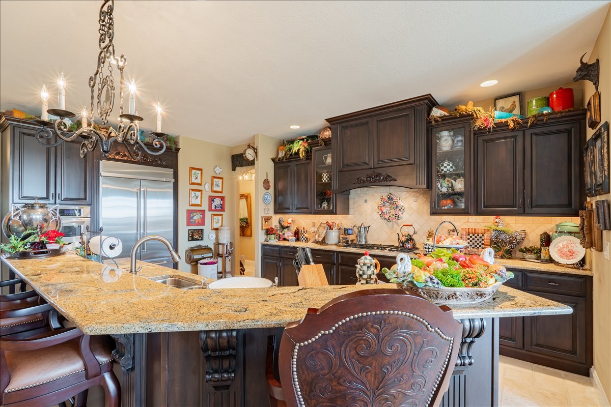 28 Prairie Vista Court, Bloomington, IL 61704