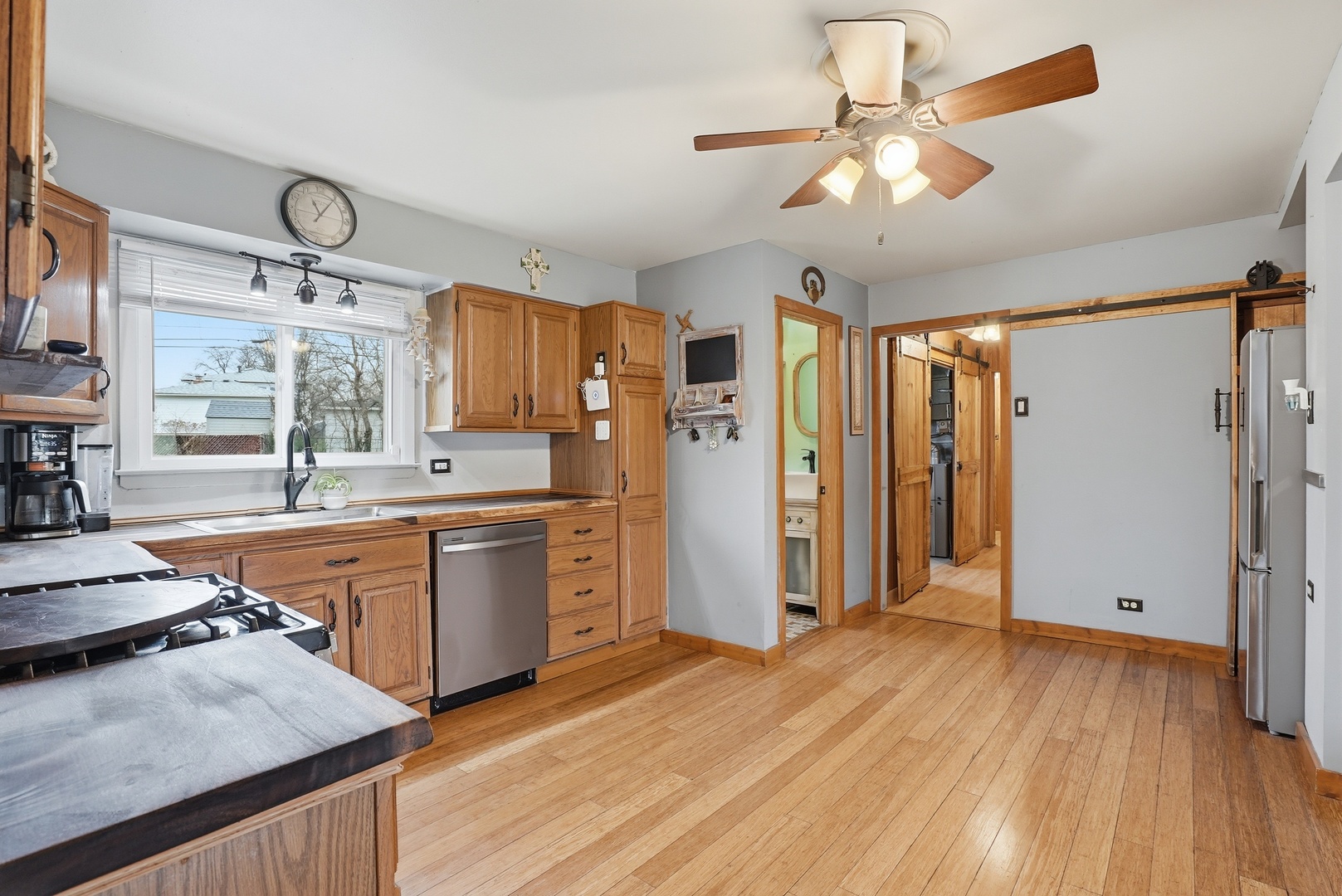 14756 Lorel Avenue, Oak Forest, IL 60452