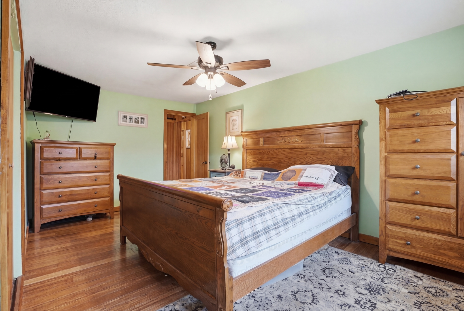 14756 Lorel Avenue, Oak Forest, IL 60452