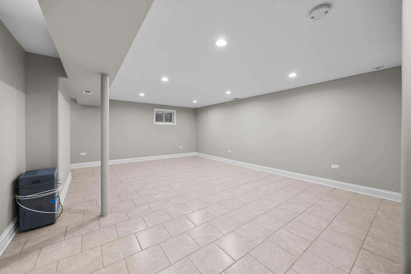 865 Love Street, Elk Grove Village, IL 60007