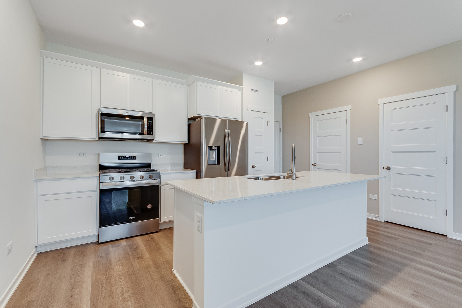 2229 Riesling Road #2229, Oswego, IL 60543