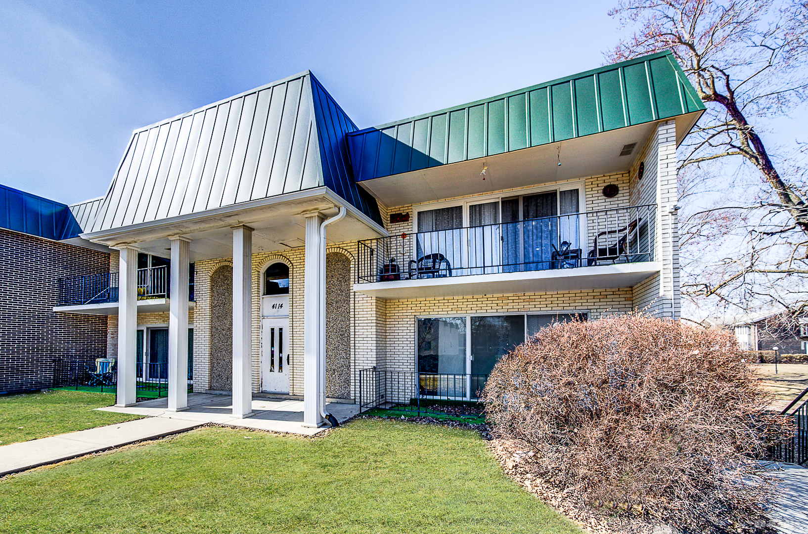 4114 W 99th Street #D, Oak Lawn, IL 60453