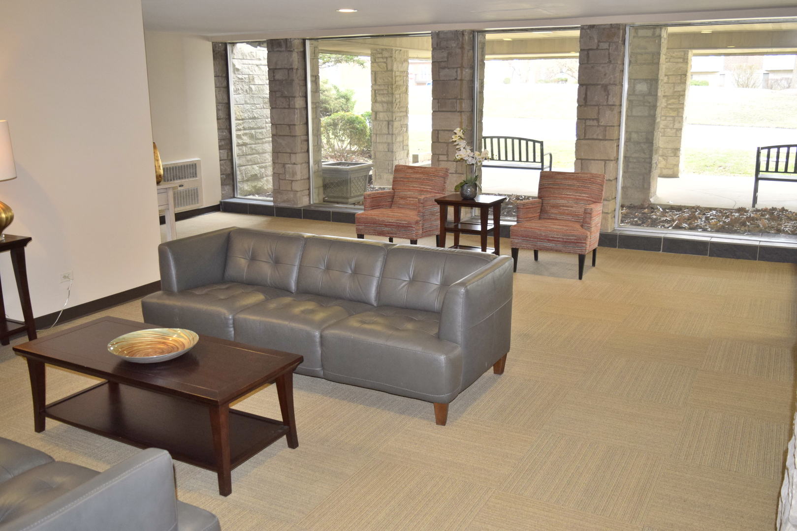 400 Ascot Drive #3M, Park Ridge, IL 60068