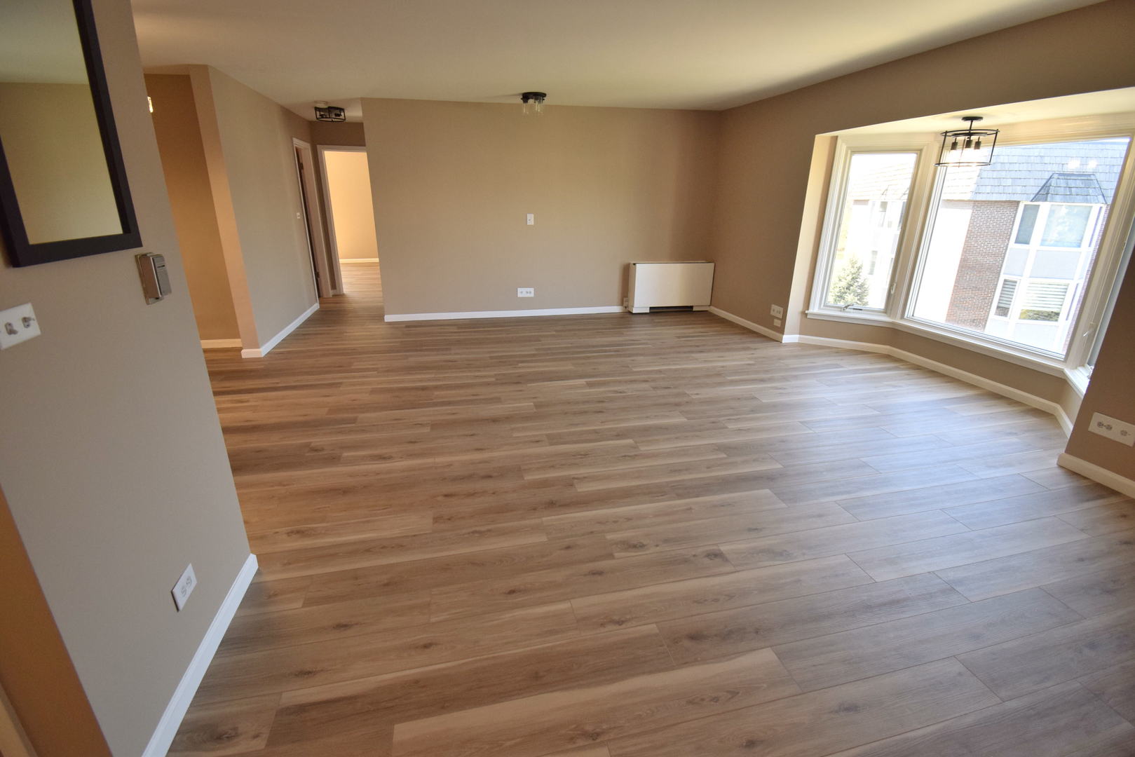 400 Ascot Drive #3M, Park Ridge, IL 60068