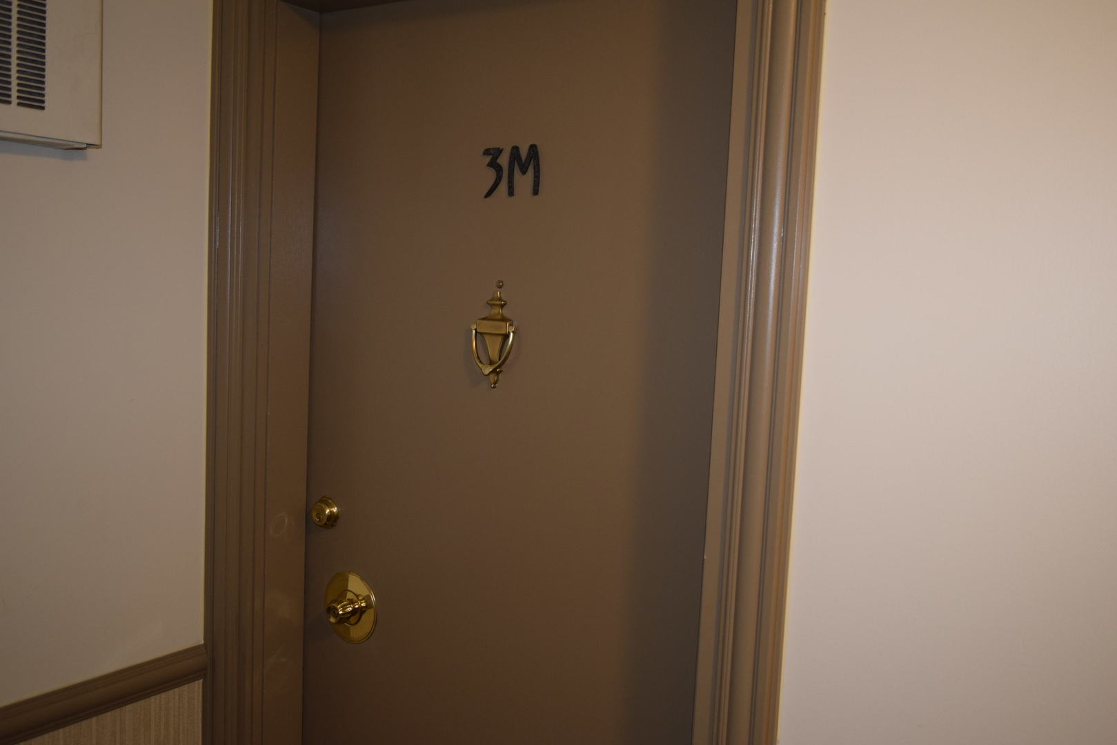 400 Ascot Drive #3M, Park Ridge, IL 60068