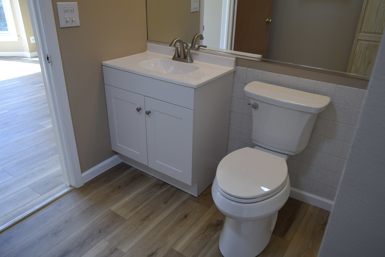 400 Ascot Drive #3M, Park Ridge, IL 60068