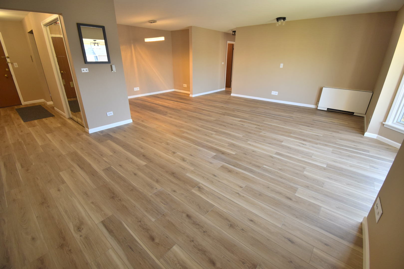 400 Ascot Drive #3M, Park Ridge, IL 60068