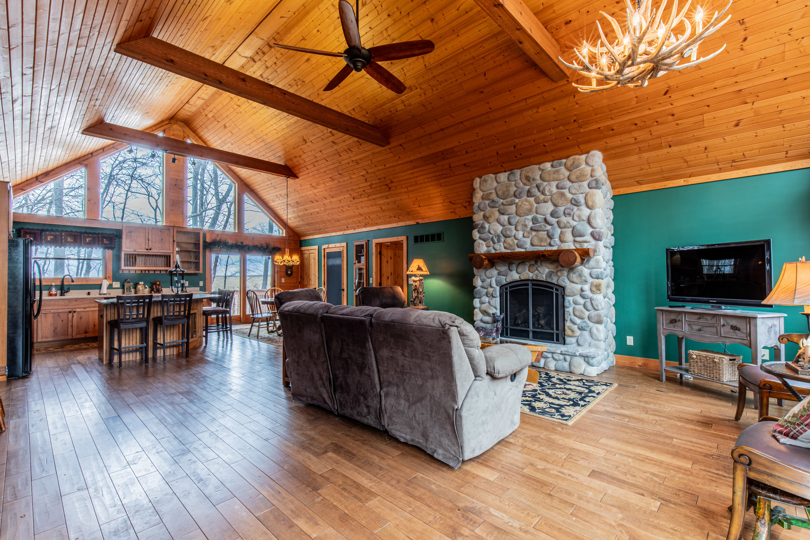 18 Lincoln Court, Putnam, IL 61560