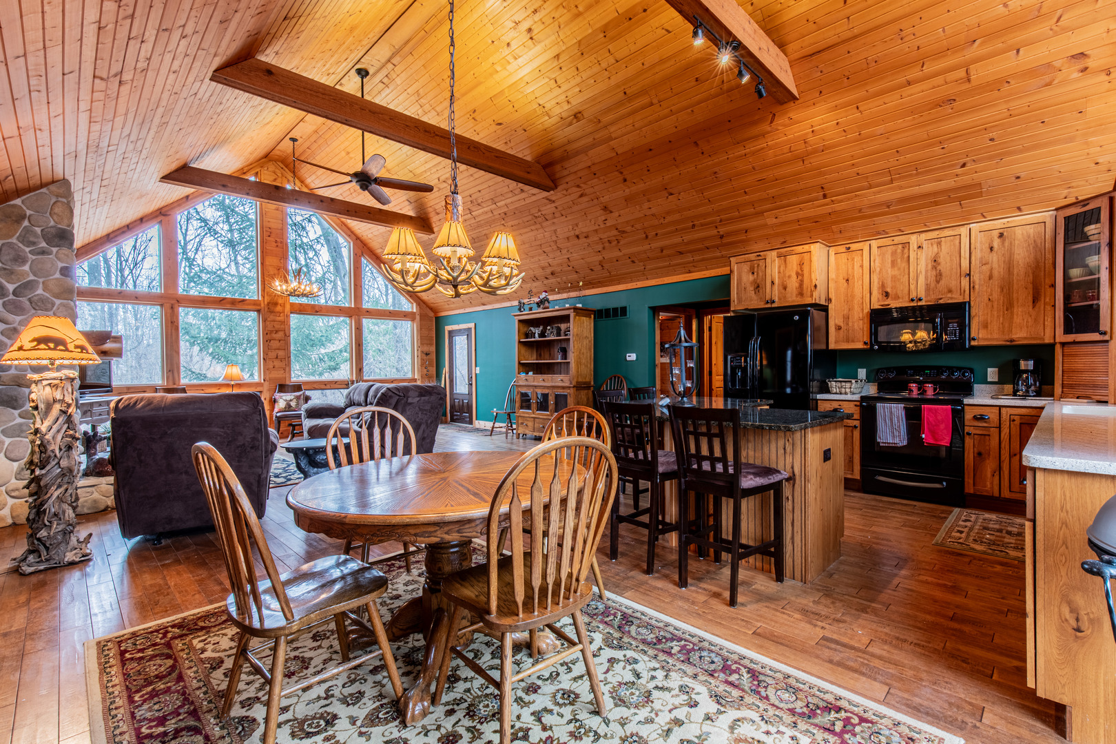 18 Lincoln Court, Putnam, IL 61560