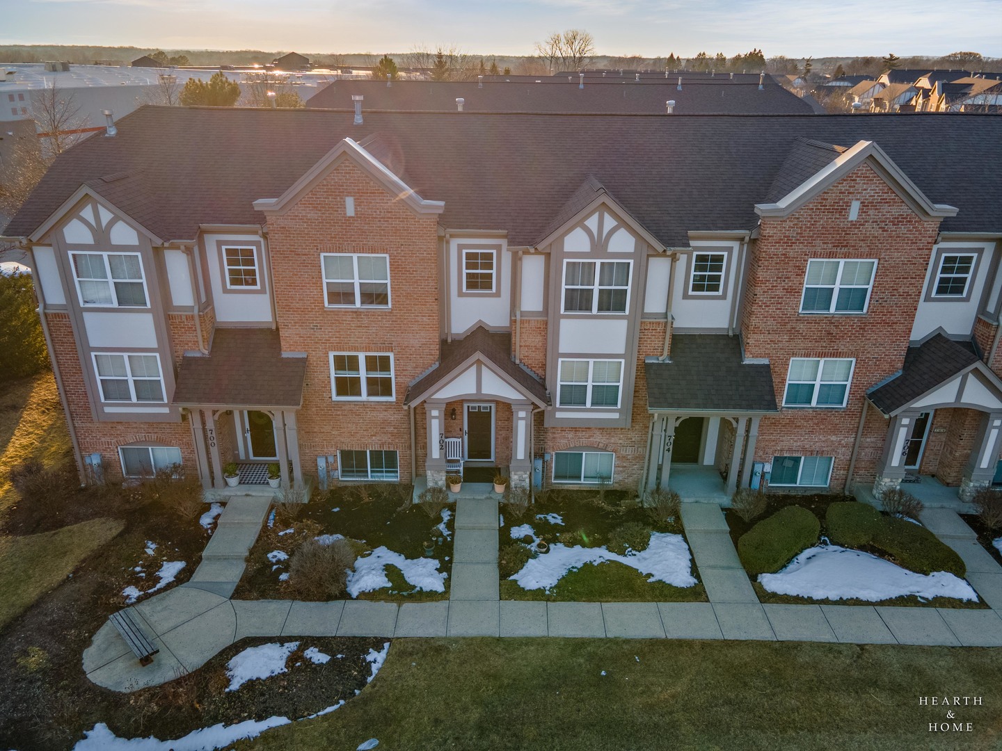 702 June Terrace, Lake Zurich, IL 60047