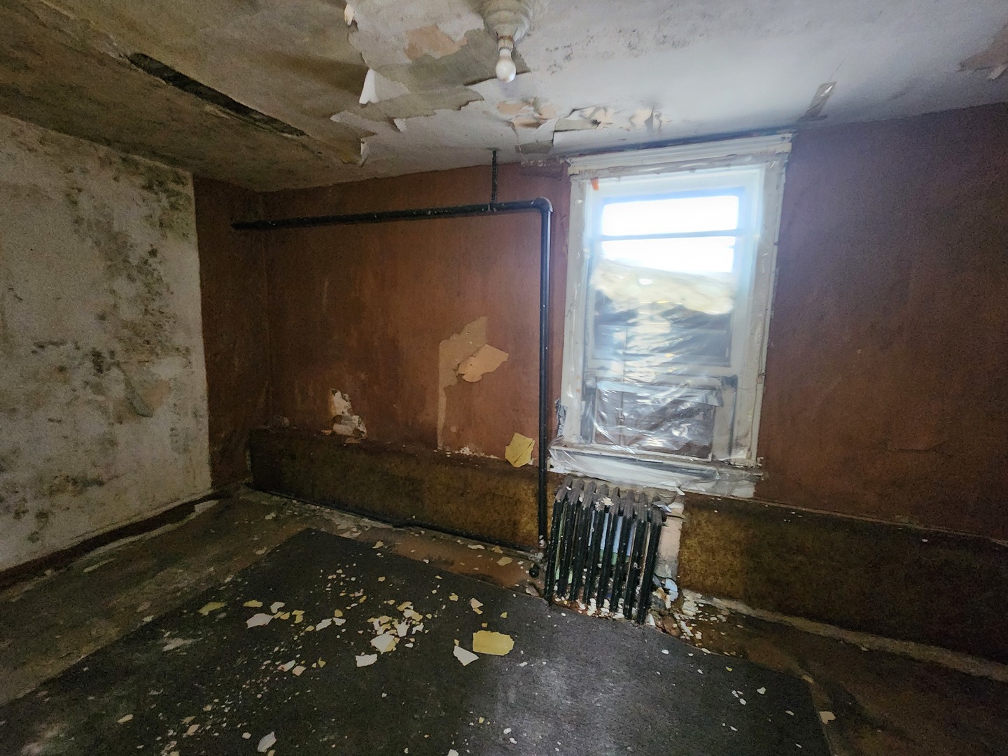 8349 S Essex Avenue, Chicago, IL 60617