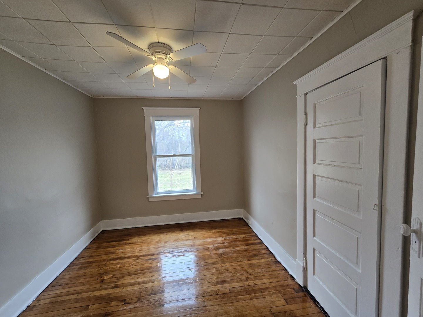 16018 Loomis Avenue, Harvey, IL 60426