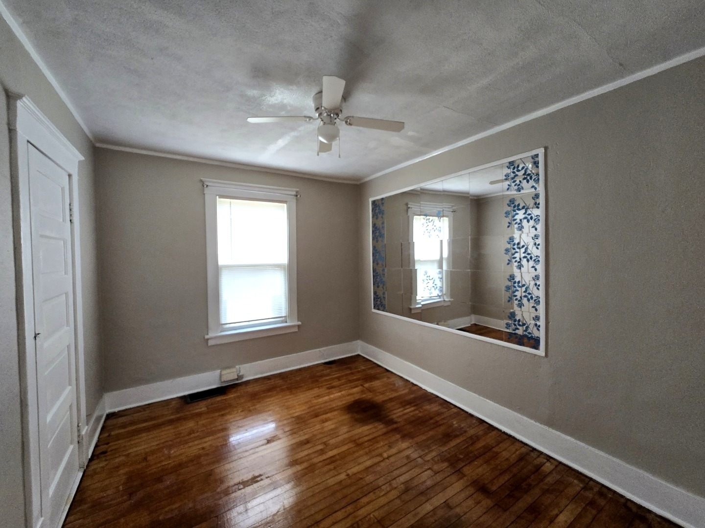 16018 Loomis Avenue, Harvey, IL 60426