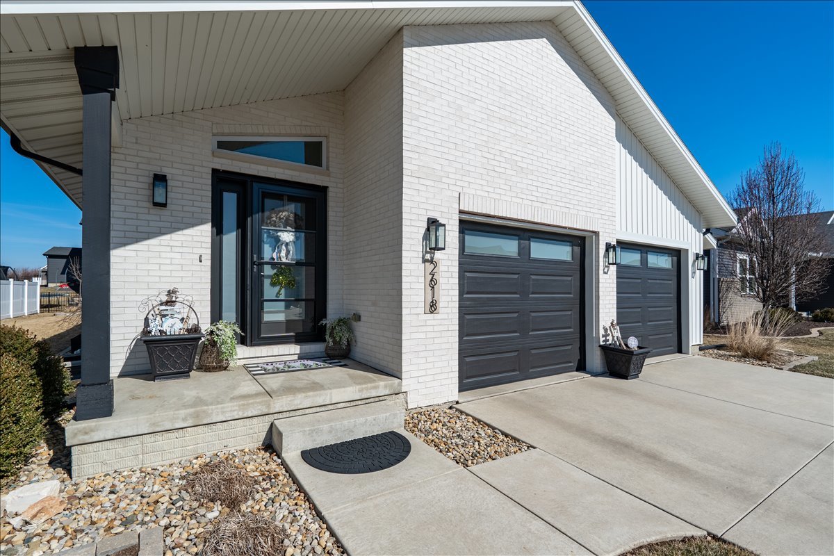 2618 Limestone Court, Normal, IL 61761