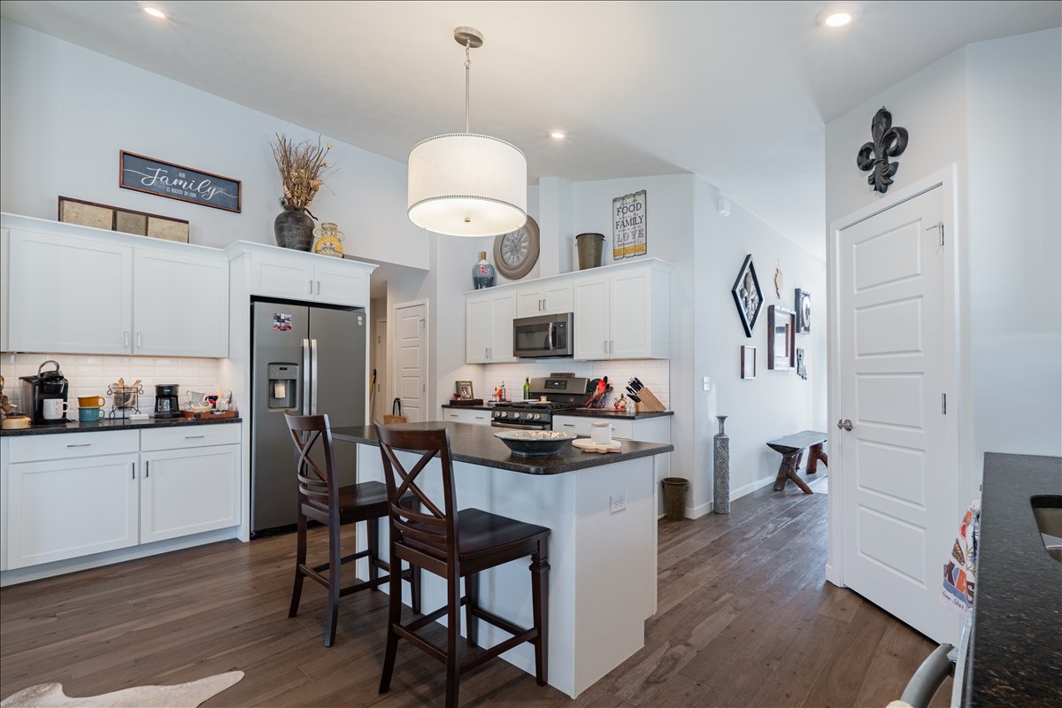 2618 Limestone Court, Normal, IL 61761