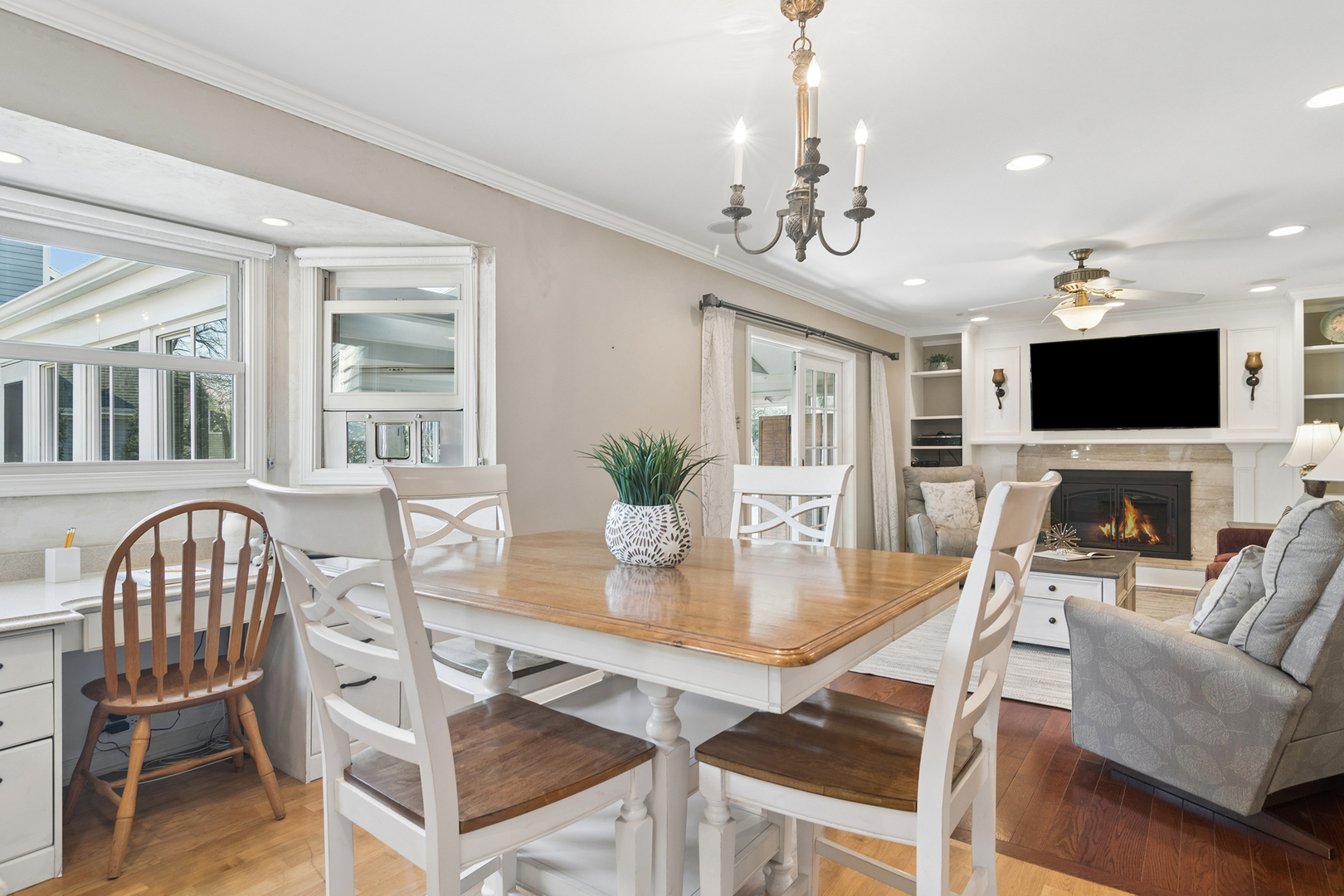 135 Schuldt Drive, Lake Zurich, IL 60047