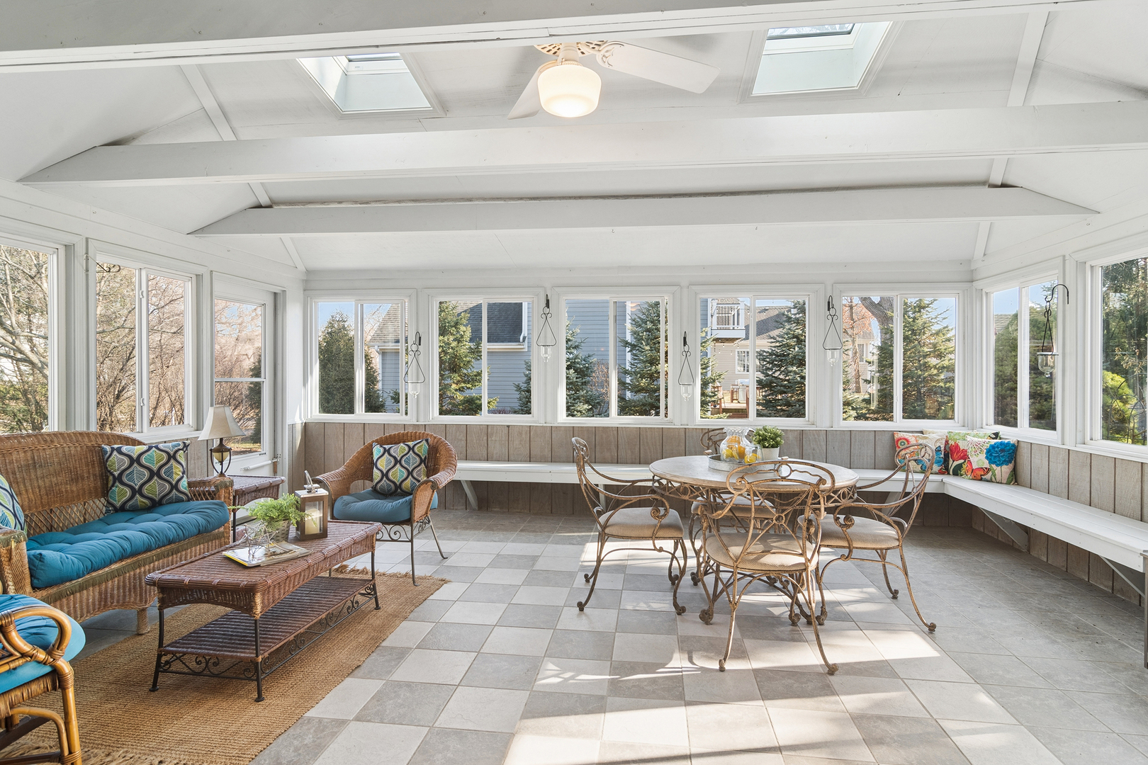 135 Schuldt Drive, Lake Zurich, IL 60047