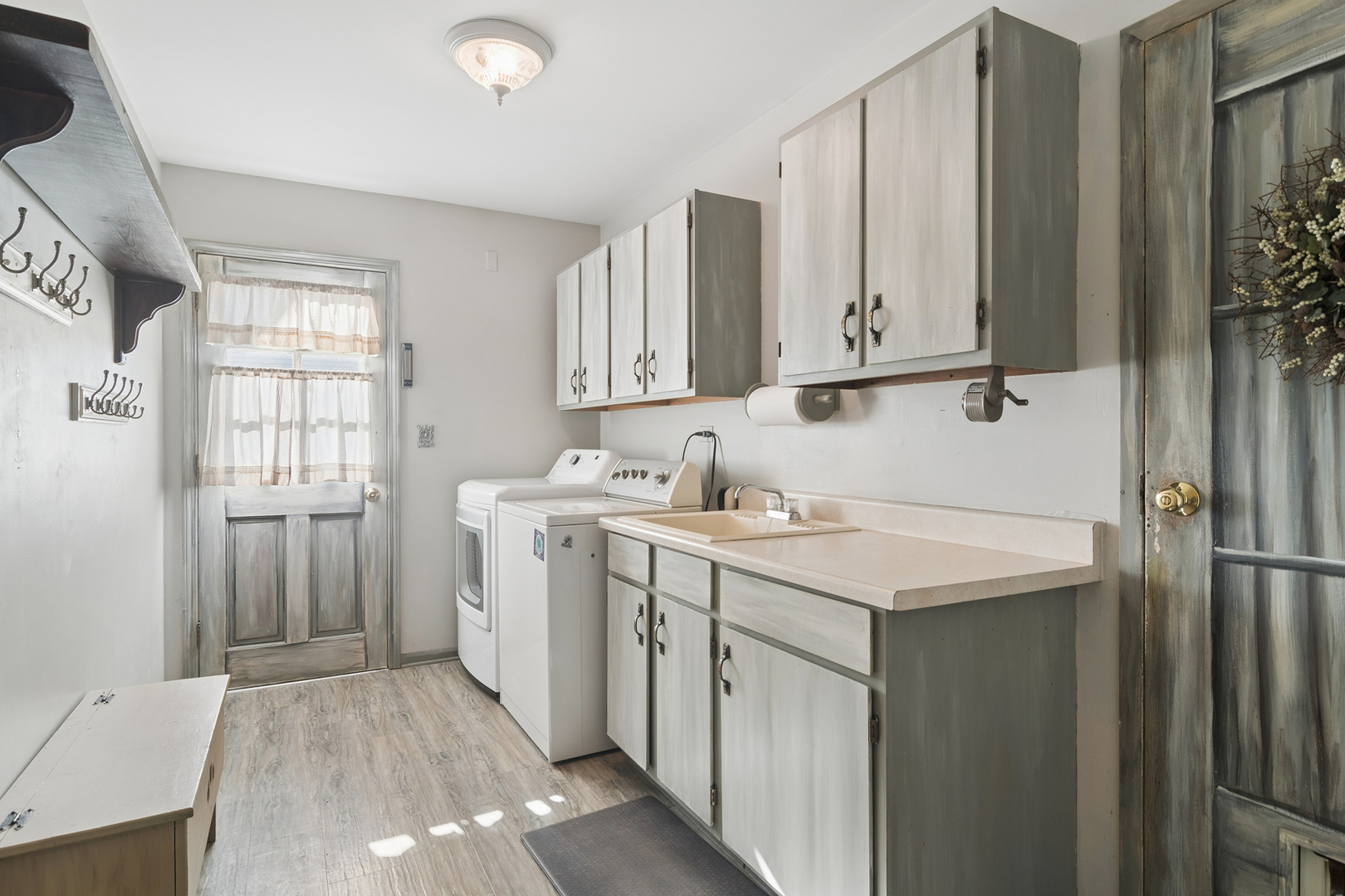 135 Schuldt Drive, Lake Zurich, IL 60047