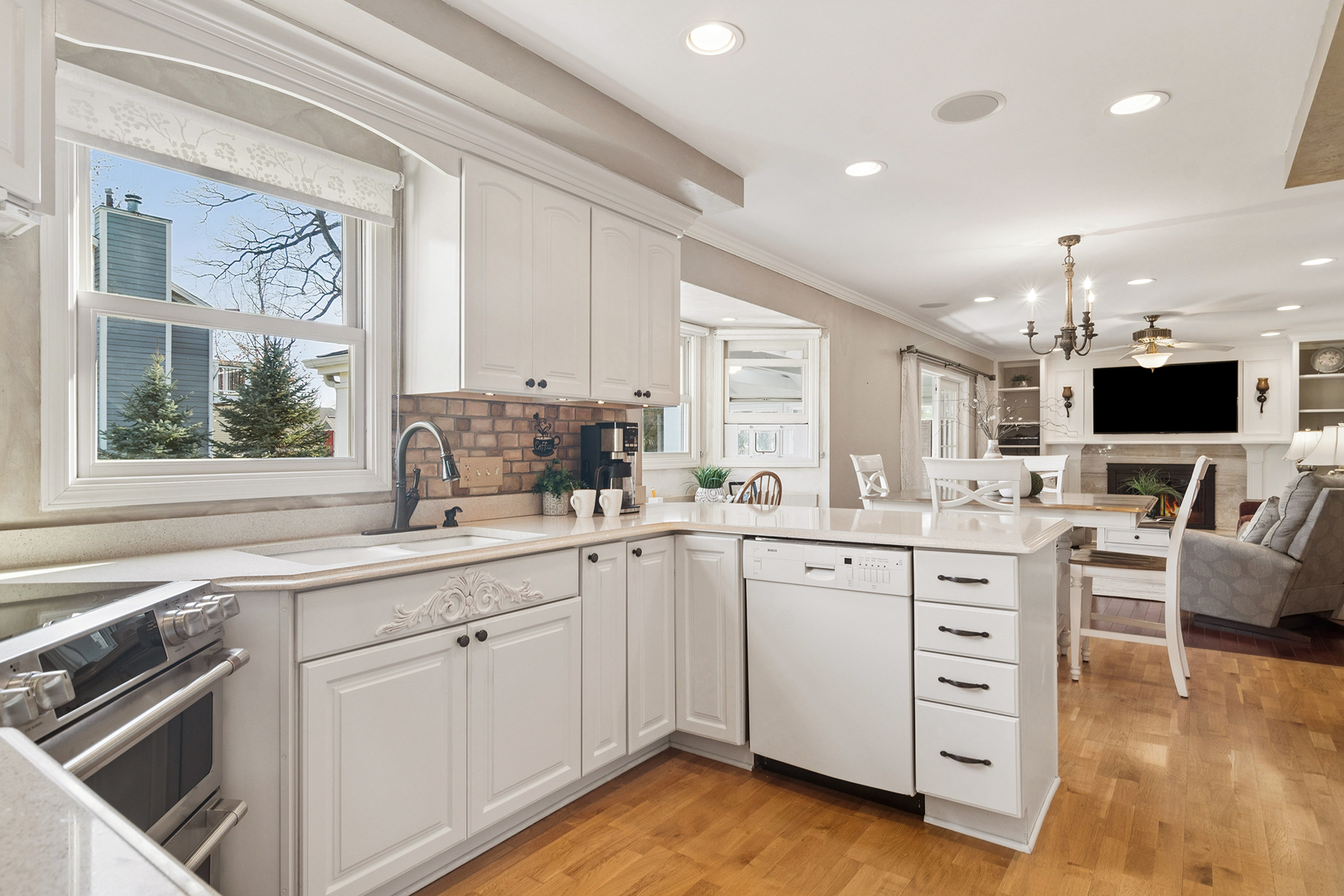 135 Schuldt Drive, Lake Zurich, IL 60047