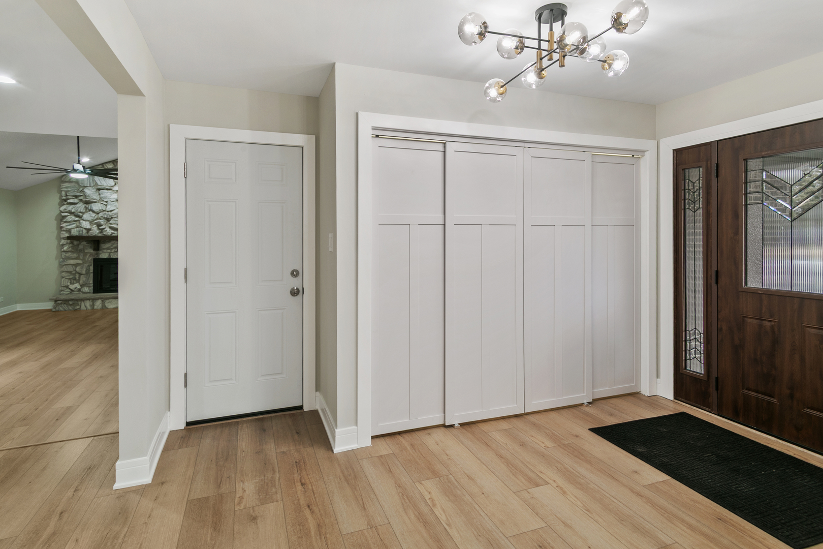 4951 Crest Court, Country Club Hills, IL 60478