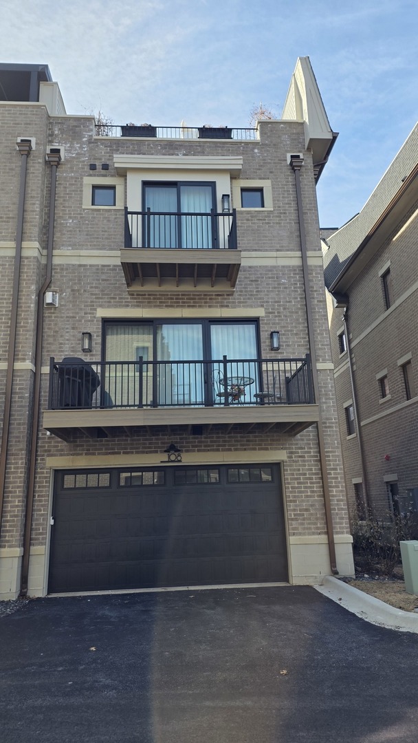 Naperville, IL 60540