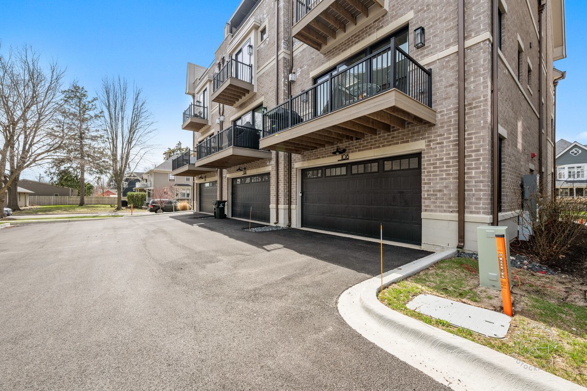 Naperville, IL 60540