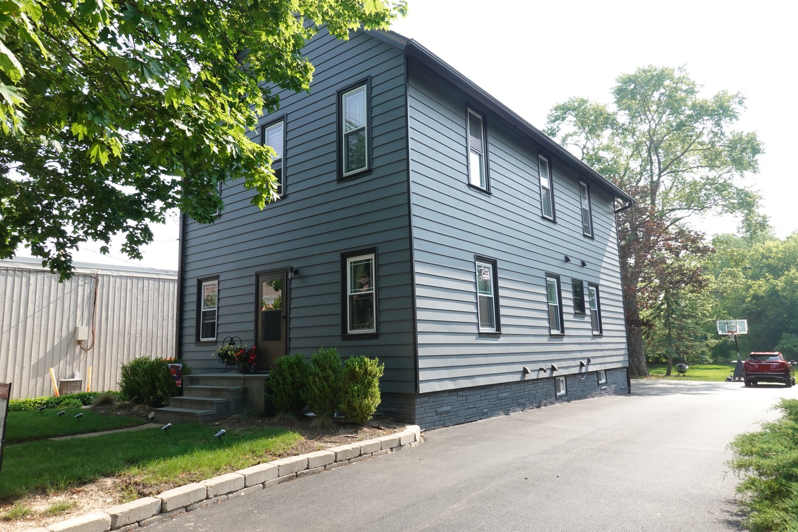 51 S Seymour Avenue #2, Grayslake, IL 60030