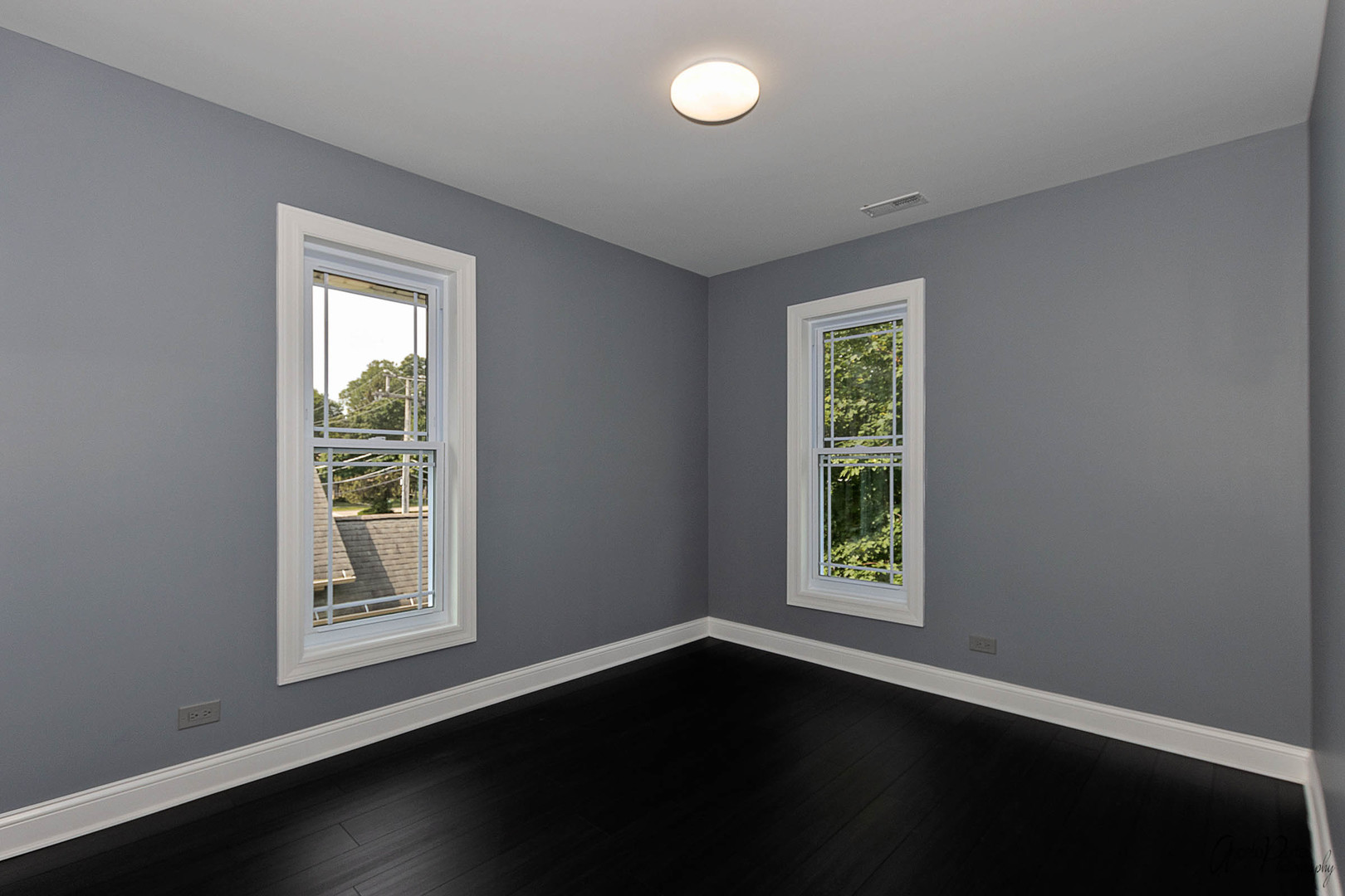 51 S Seymour Avenue #2, Grayslake, IL 60030