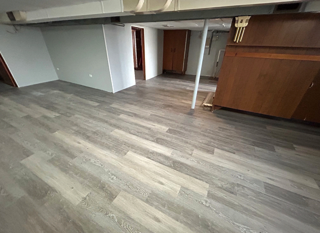 717 E 154th Street, South Holland, IL 60473