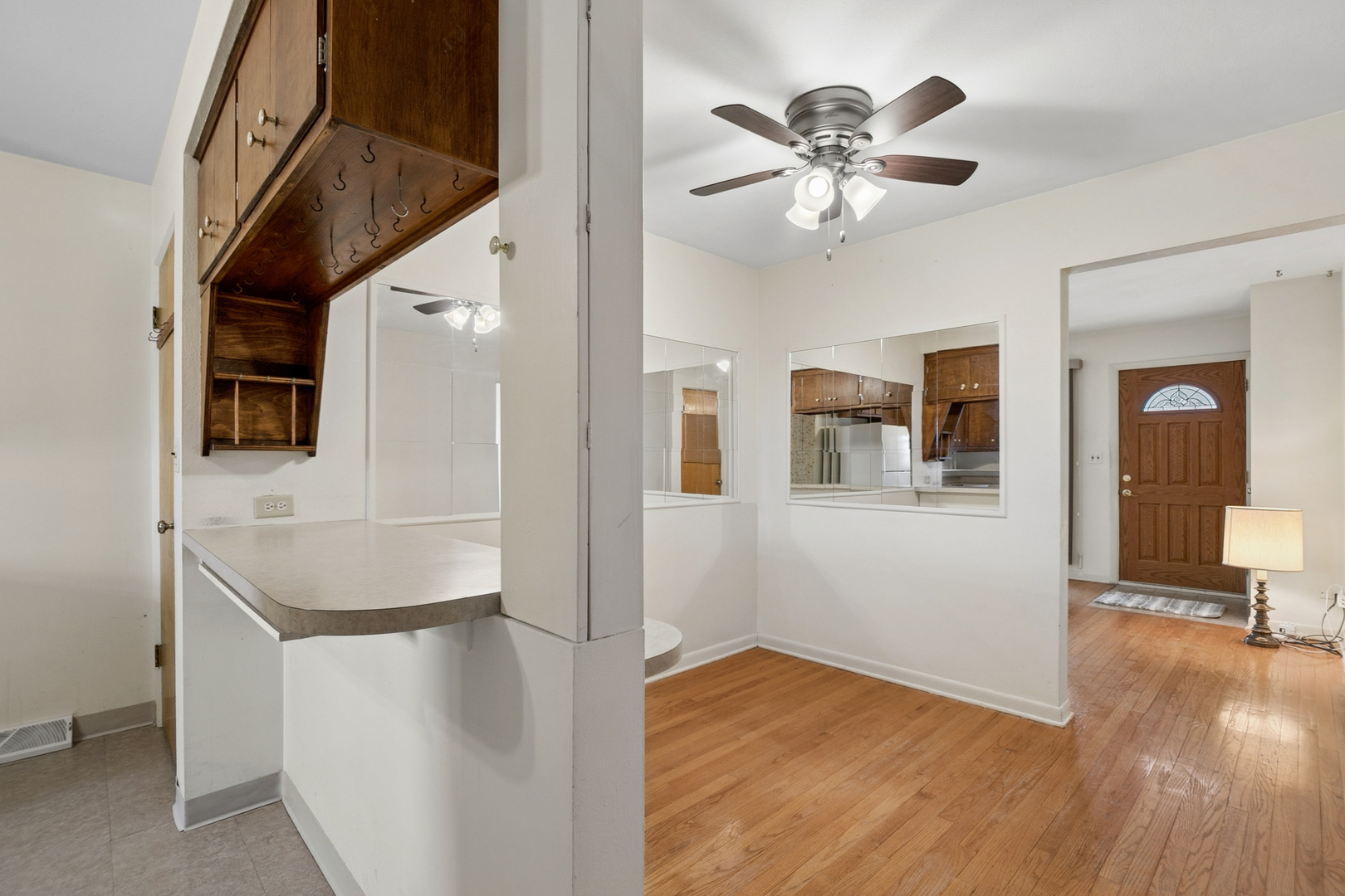 535 N McAree Road, Waukegan, IL 60085