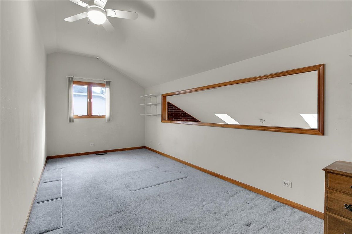 311 Millcreek Lane, Naperville, IL 60540