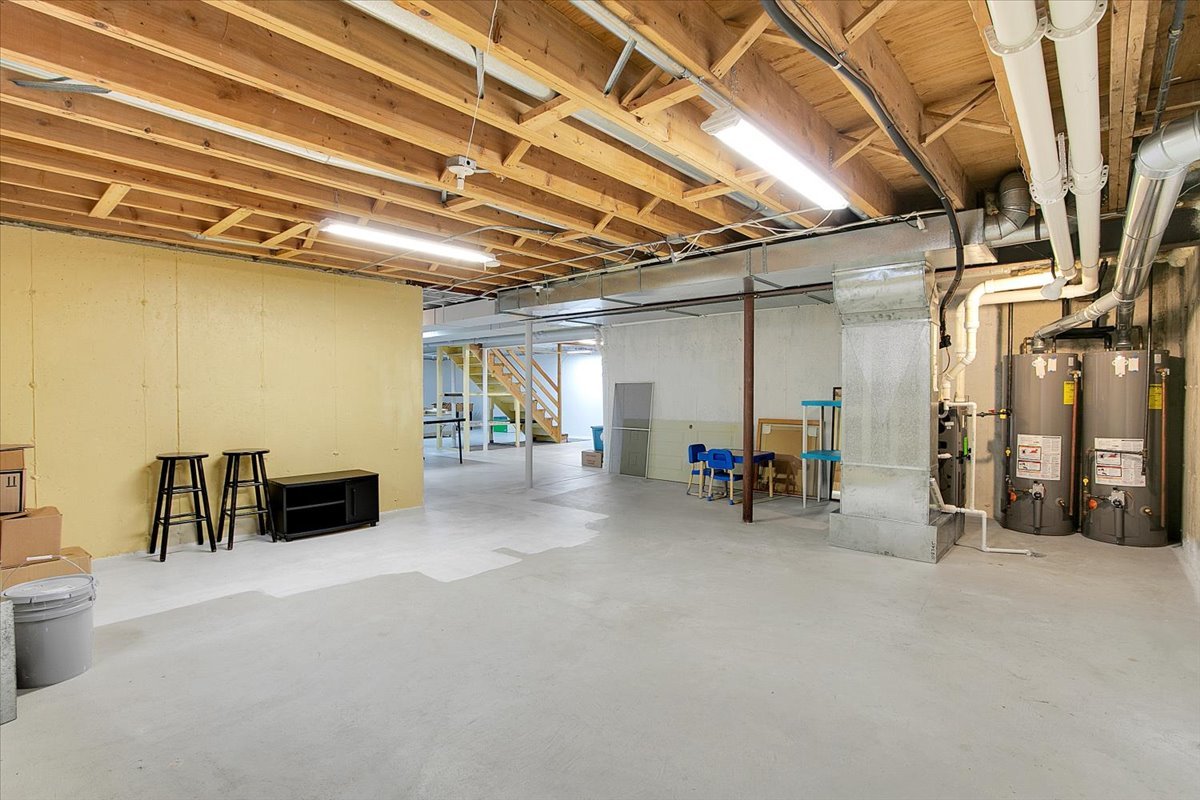 311 Millcreek Lane, Naperville, IL 60540