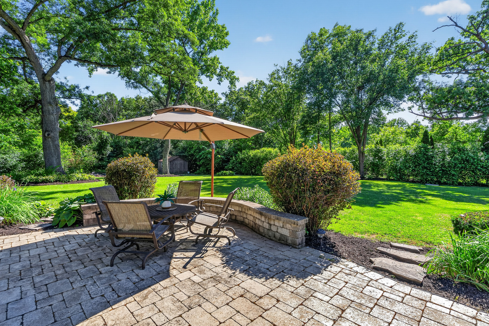 15641 W Stately Oaks Circle, Homer Glen, IL 60491
