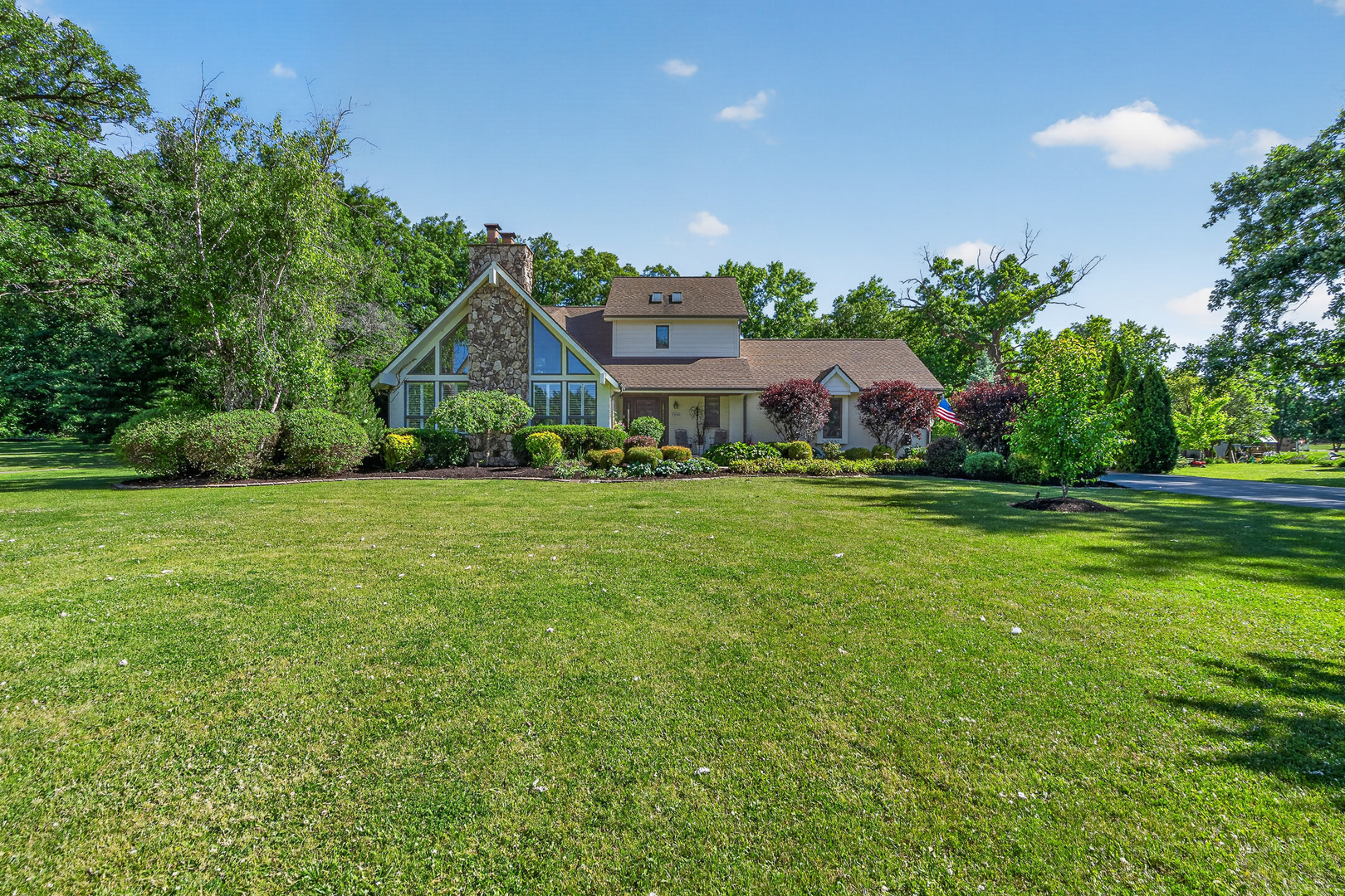 15641 W Stately Oaks Circle, Homer Glen, IL 60491