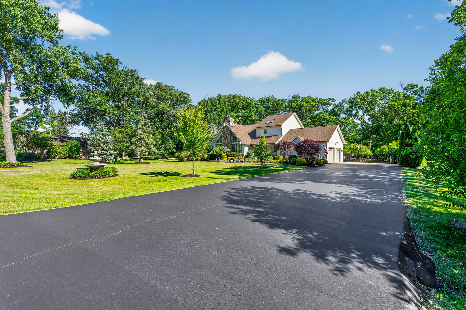 15641 W Stately Oaks Circle, Homer Glen, IL 60491