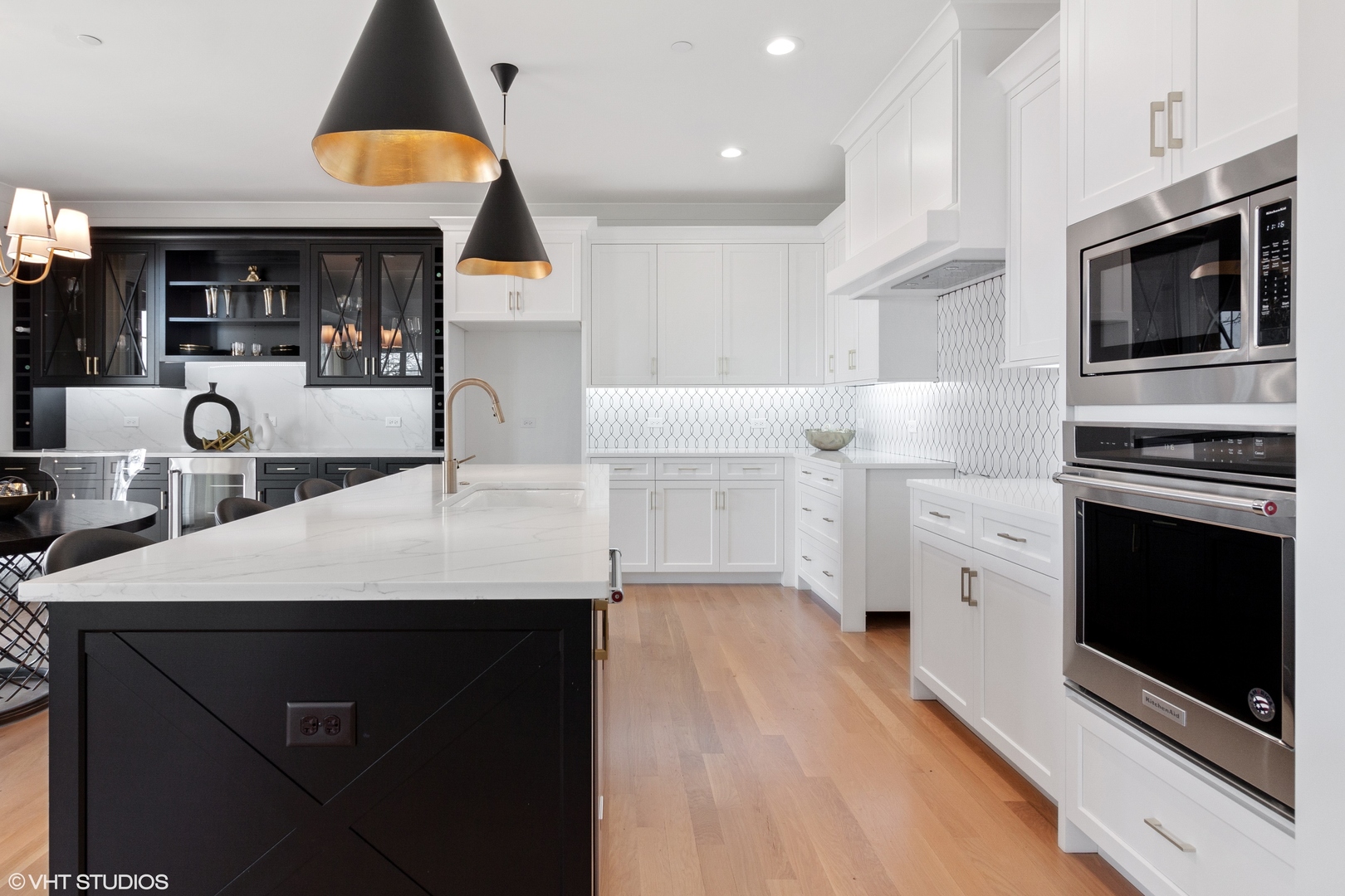 Long Grove, IL 60047