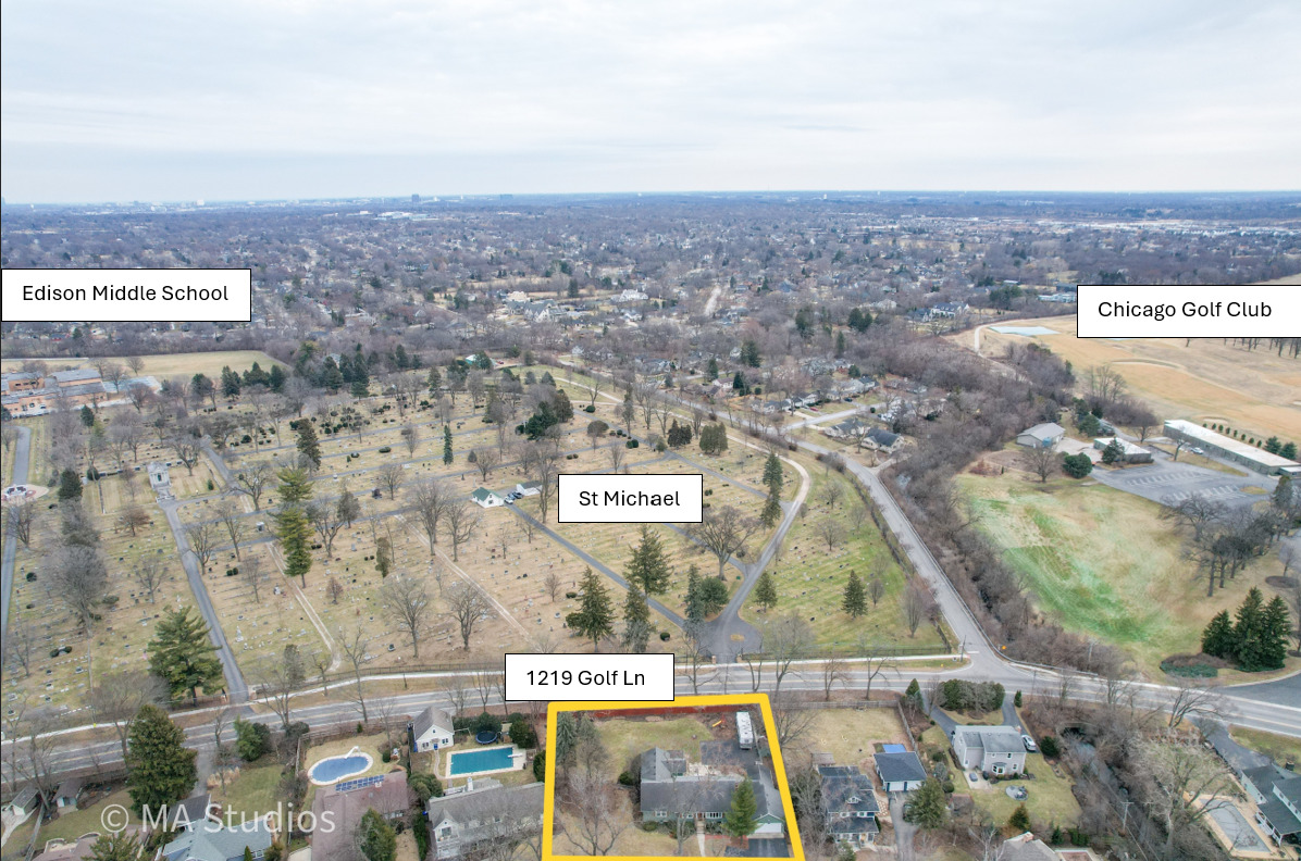 1219 Golf Lane, Wheaton, IL 60189