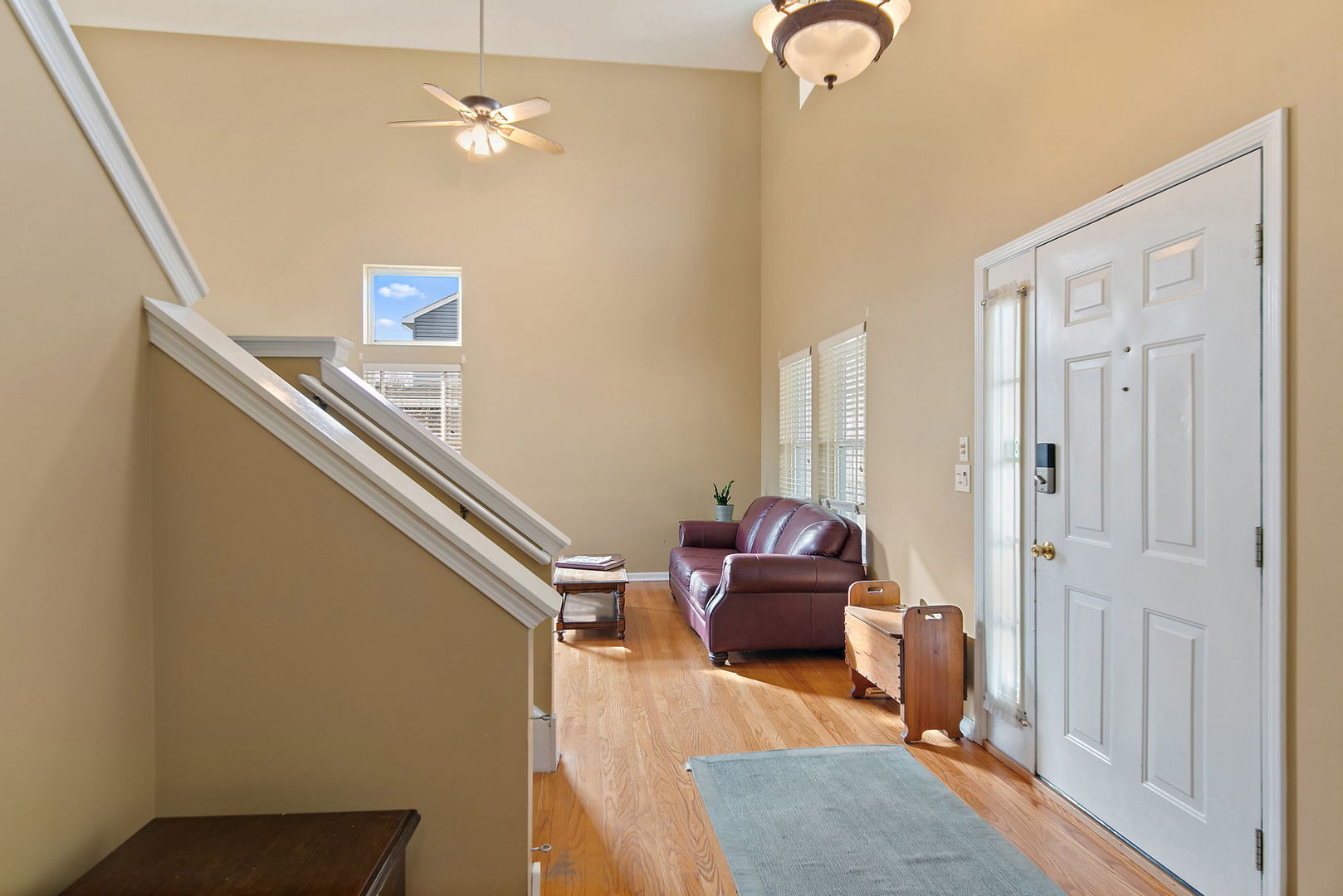 1041 Evergreen Street, Mundelein, IL 60060