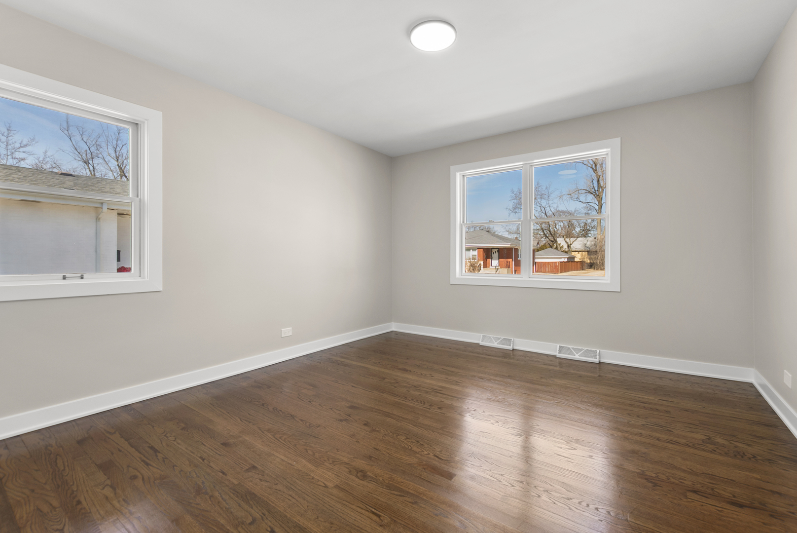 9027 27th Street, Brookfield, IL 60513