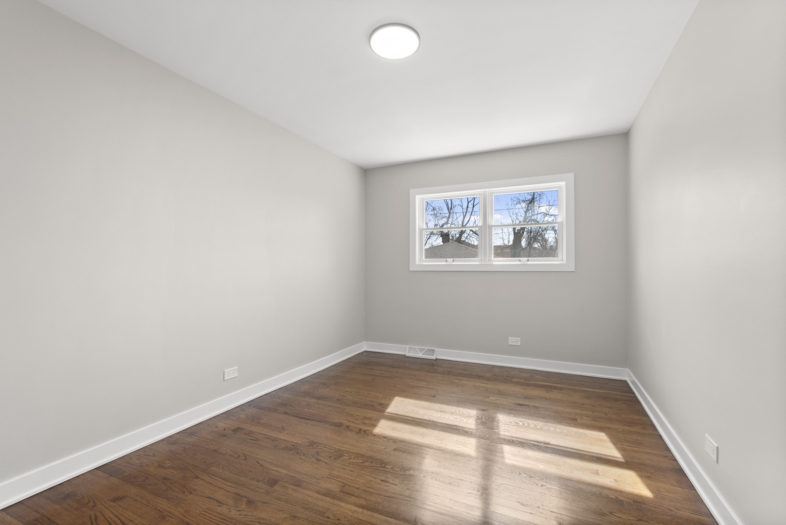 9027 27th Street, Brookfield, IL 60513