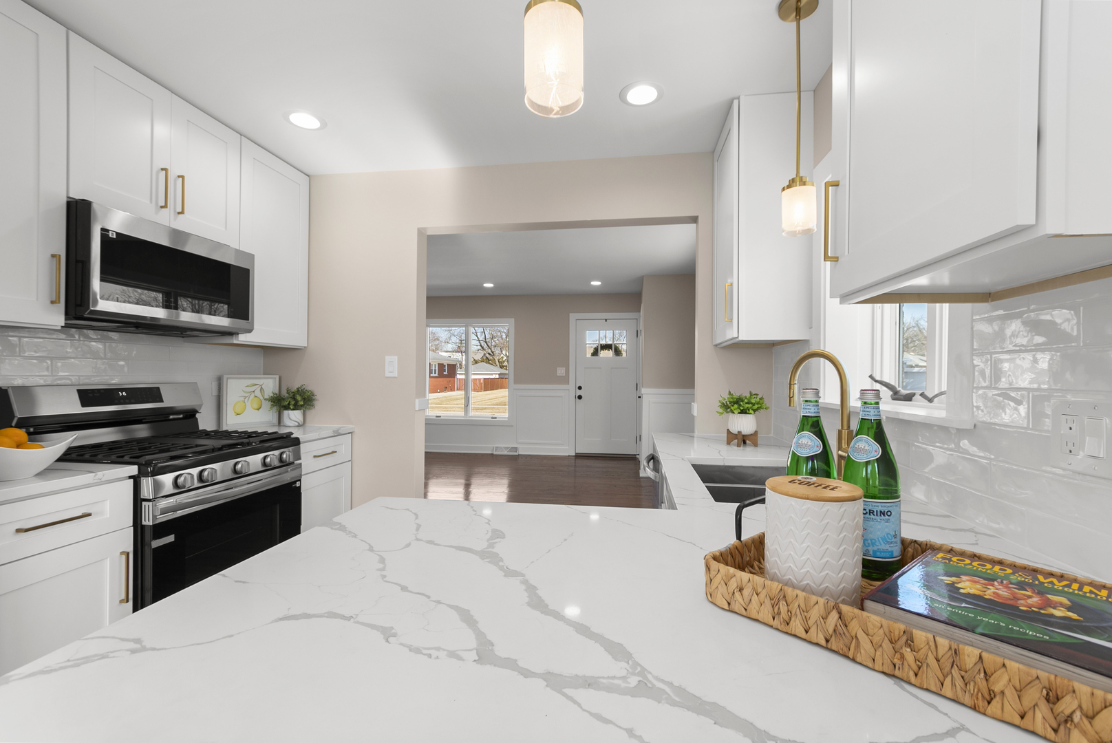 9027 27th Street, Brookfield, IL 60513