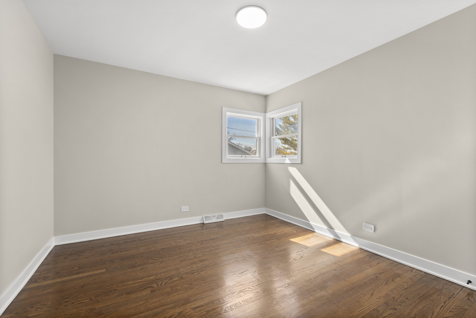 9027 27th Street, Brookfield, IL 60513