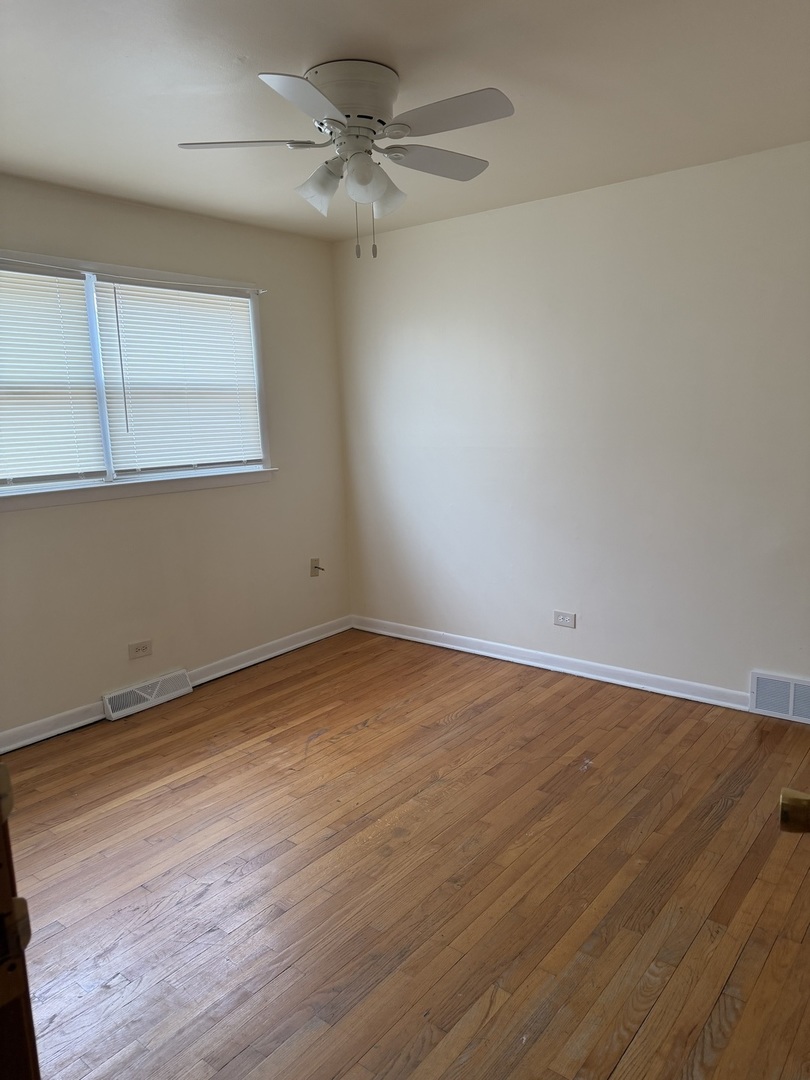 266 Madison Avenue, Calumet City, IL 60409