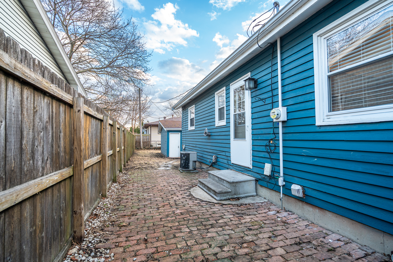 1607 Hovey Avenue, Normal, IL 61761