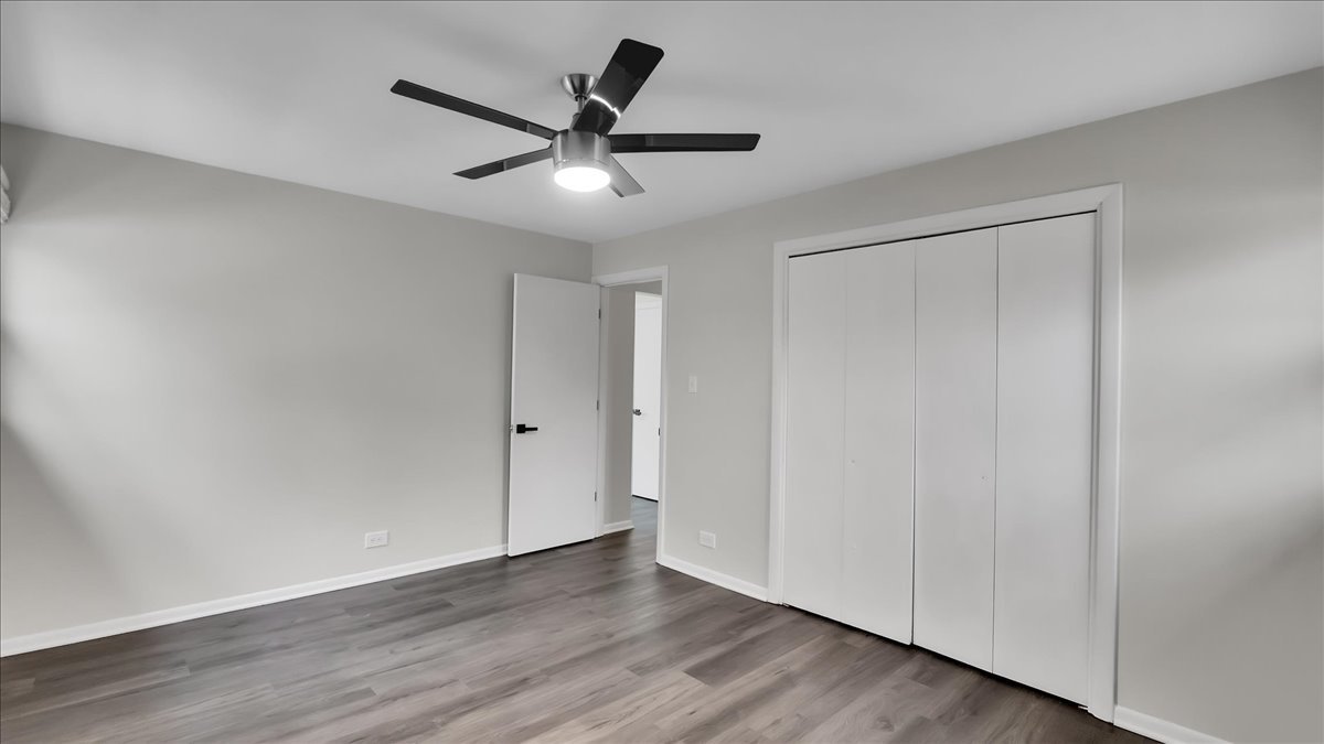 406 N Park Drive, Glenwood, IL 60425